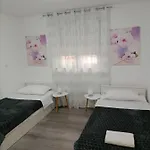 Stars Bed & Breakfast 4*