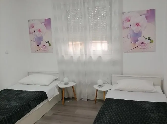 Stars Couette-café 4*