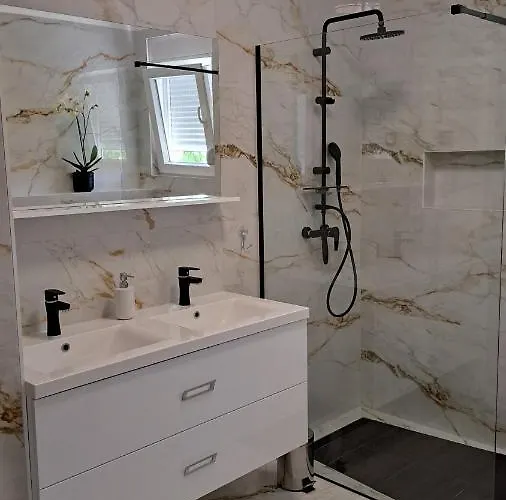 Couette-café Stars 4*